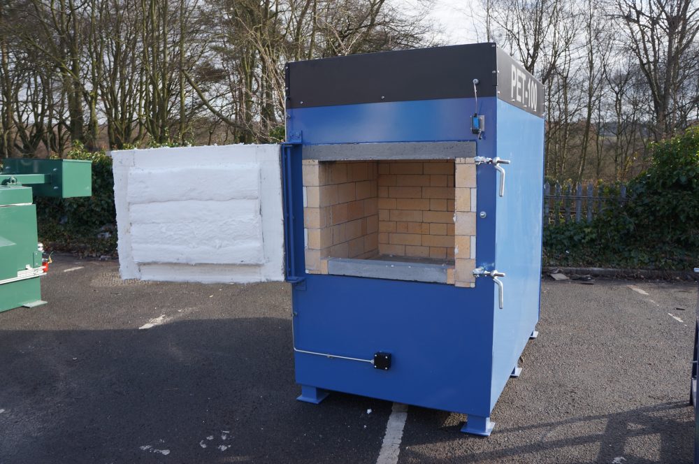 Addfield cremation Pet 100 cats dogs door open