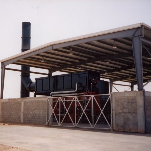 Self contained high capacity incinerator